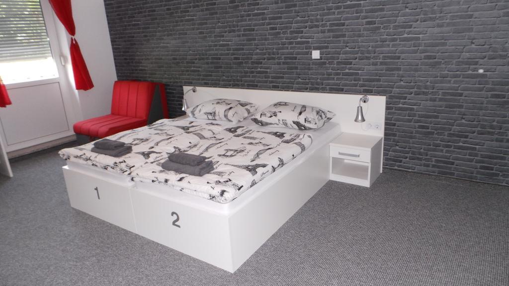 Hostel Levicki Slavonski Brod Phòng bức ảnh